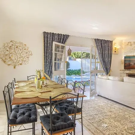 Villa Marina - 5 Min Walk To The Beach, Heated Pool, Spa, 5 Bedrooms *