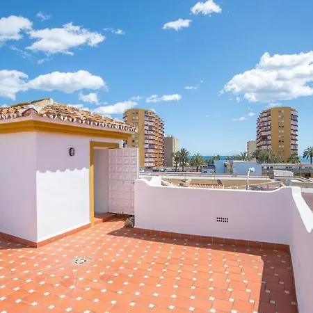 Marina - 5 Min Walk To The Beach, Heated Pool, Spa, 5 Bedrooms Villa